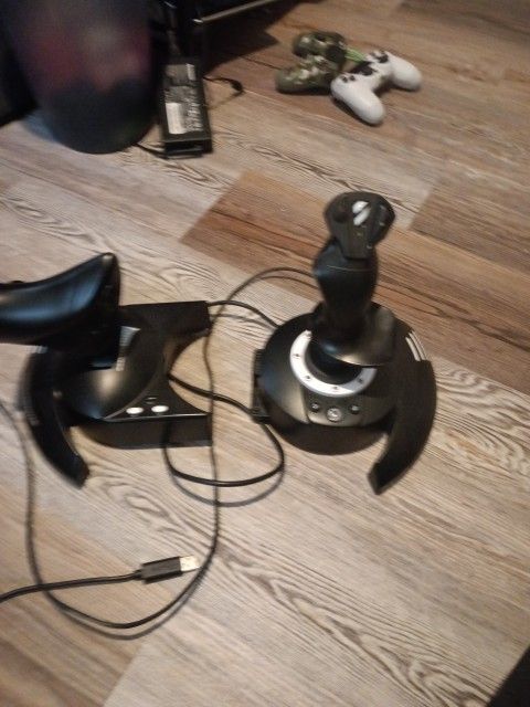 Thrustmaster Hotas Flight Sim Joystick And Throttle