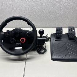 Logitech Driving Force GT  Wheel, Shifter, Pedals - PS3, PC, PS4 E-X5C19