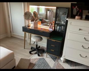 Black vanity
