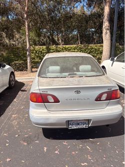 2000 Toyota Corolla
