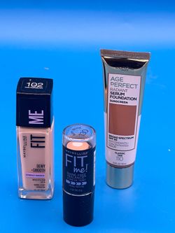Maybelline Fit Me Dewy+Smooth SPF 18 & Stick + L'Oréal Age Perfect SPF 50 Bundle