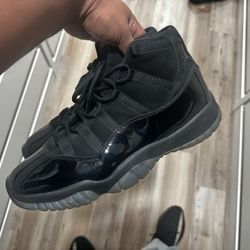 Jordan 11 Cap And Gown