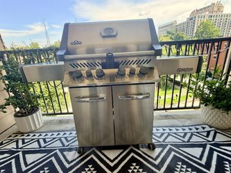 Napoleon Prestige Premium Gas Grill w/ Rotisserie & Infrared Side Burner – $1,000 OBO