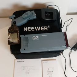 NEEWER Portable Powerful Flash for Sony Alpha. New. 
