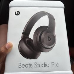 Beats by Dr. Dre Studio Pro Wireless Over-Ear Headphones - Deep Brown
