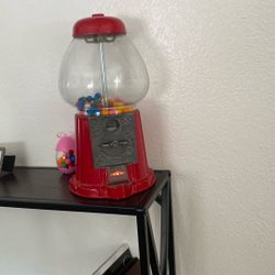 Gum ball Machine Made W/ Durable Die cast Metal, & Glass Globe Only $45