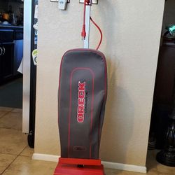 Oreck Commercial Vacuum Cleaner 