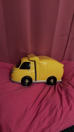 Car piggy bank
