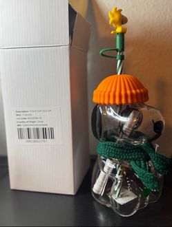 Starbucks Peanuts Snoopy 20oz Glass Cup