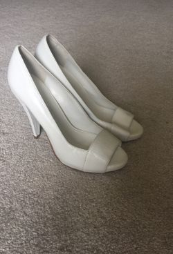 White leather Aldo pumps
