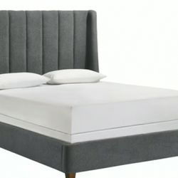 Agnes Charcoal Boucle Queen Upholstered Bed