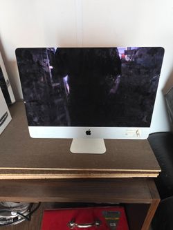 Monitors and Apple computer