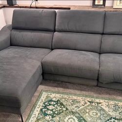 Sectional Couch 