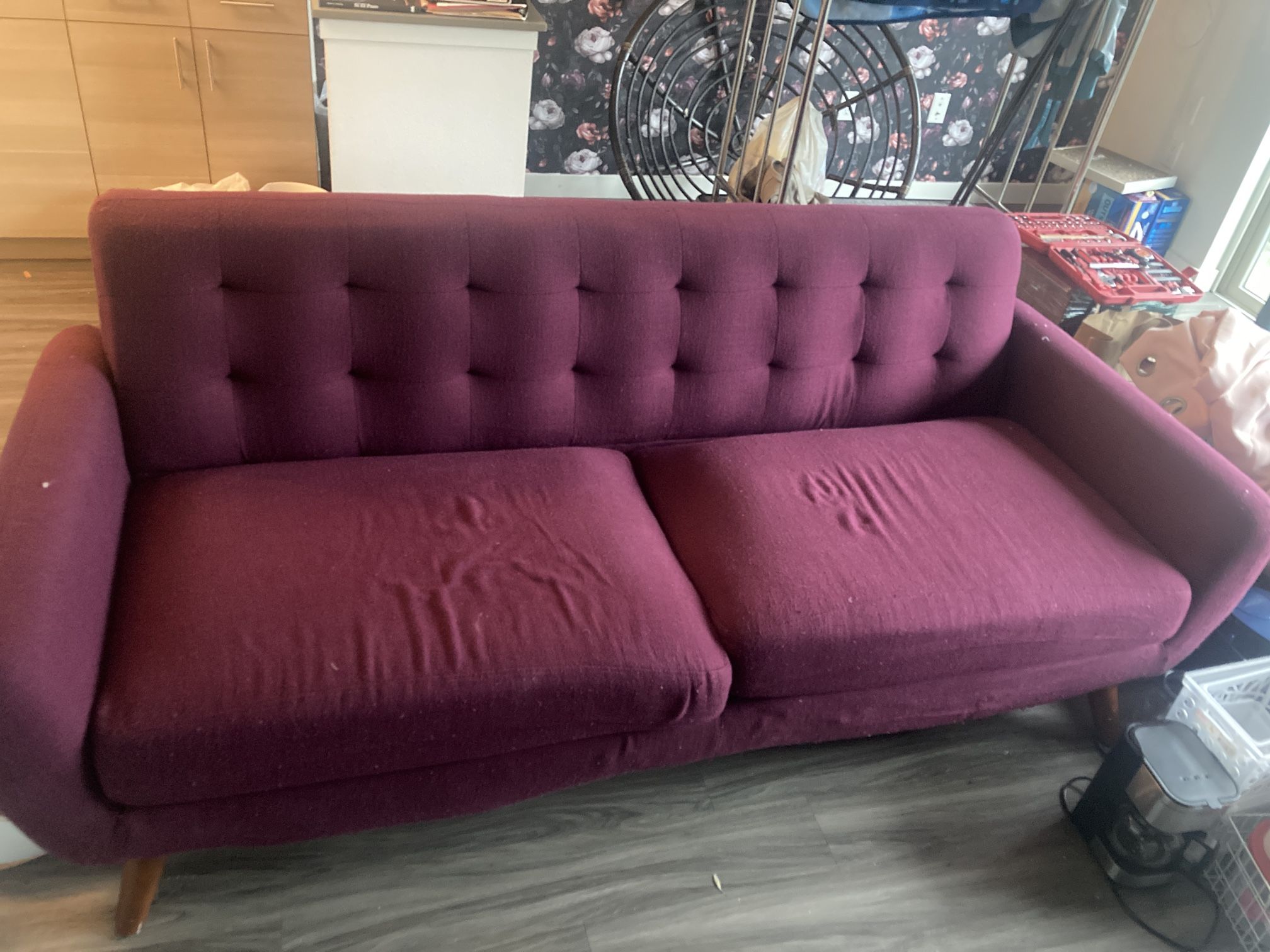 Magenta/Hot pink Couch