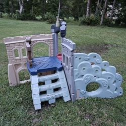 Little Tikes Playground Rock Climber & Slide Playset  *Pick-up In Great Bridge*