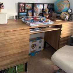 Modern Wooden Desk Table 