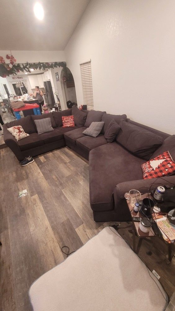 3 Piece Sectional Couch