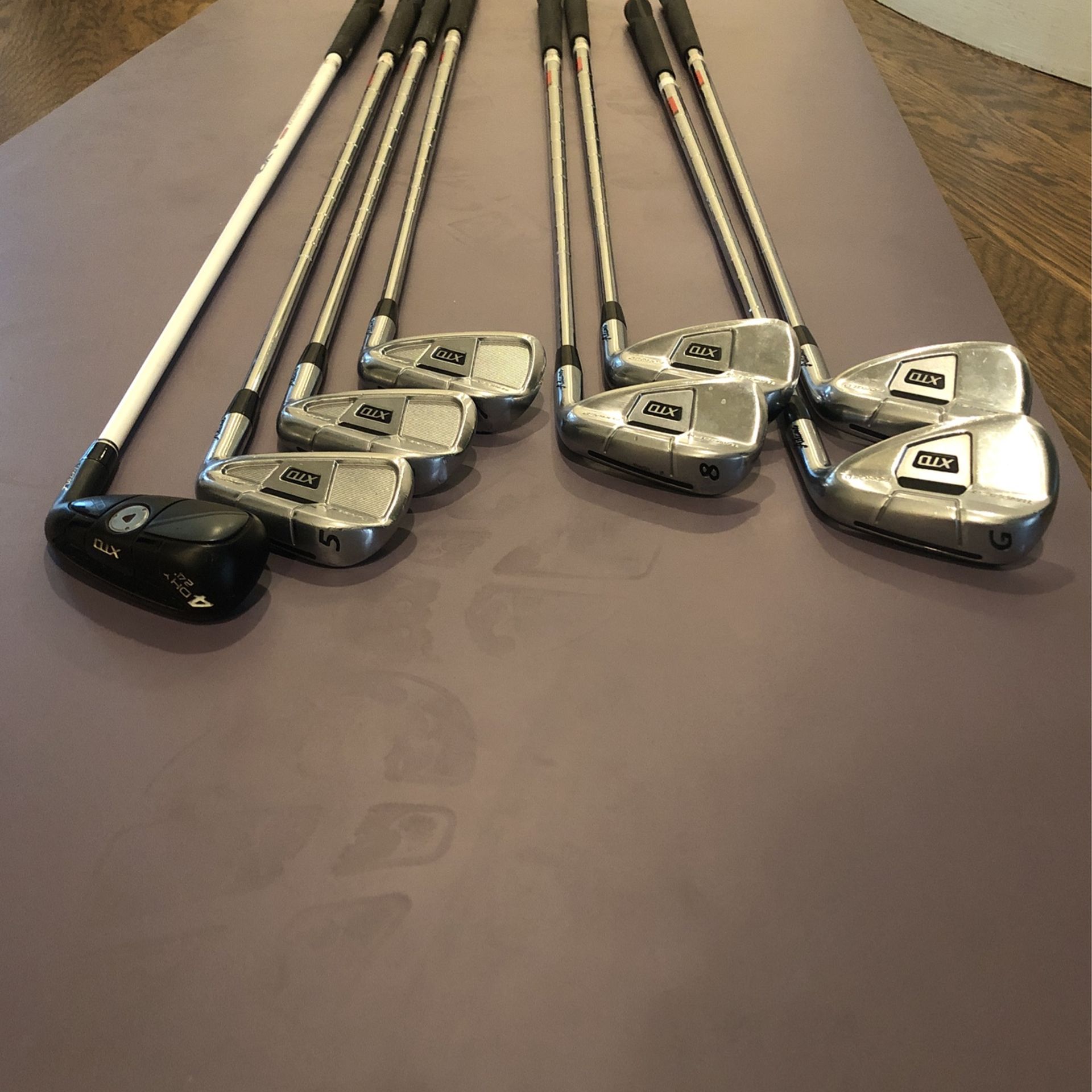 Adams XTD Forged Iron Set. G,P,9,8,7,6,5 4 Hybrid