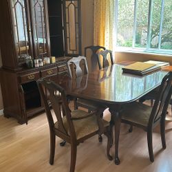 China Hutch/dinning Table