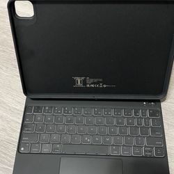 ESR Rebound Magnetic Keyboard Case 360