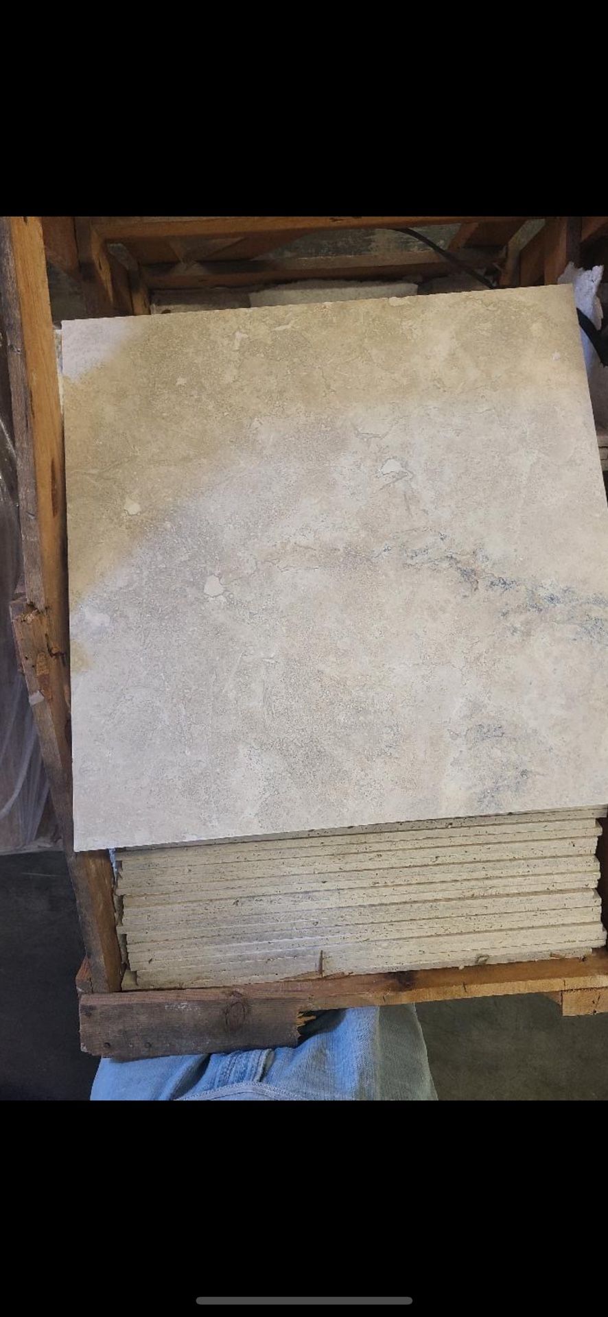 24 X 24 Travertine Tiles 250 Ft.²