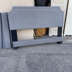 🎁QUEEN SIZE BED FRAMES $200 EACH 🎁