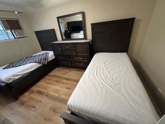 Bedroom Set