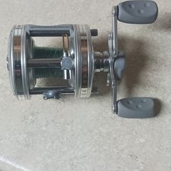 original ABU-GARCIA ambassadaur fishing reel model 5501.C3 works great 