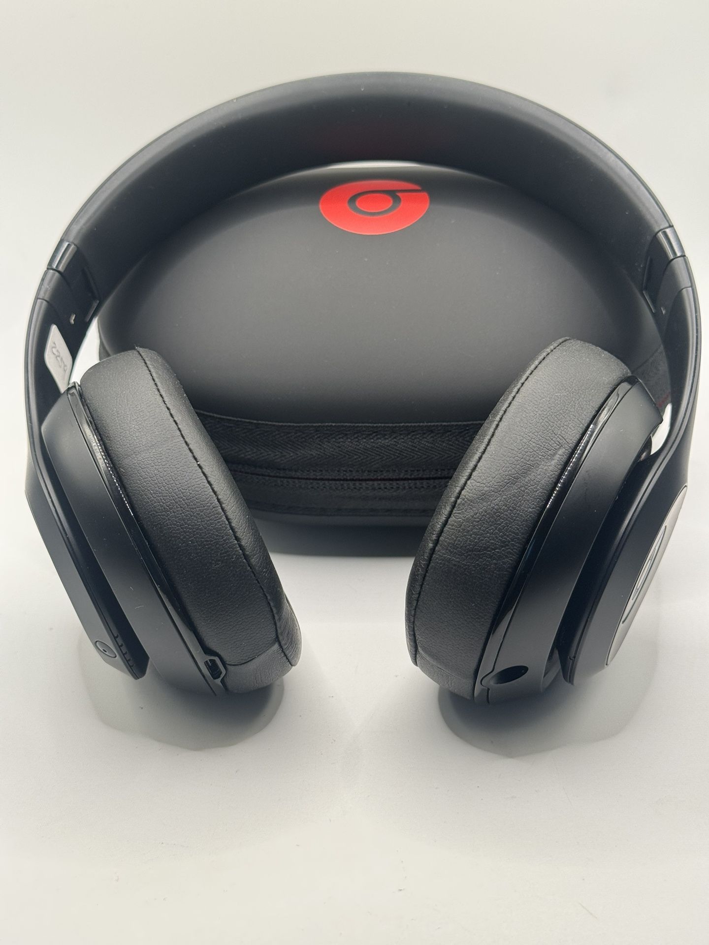 (Authentic) Matte Black Beats Studio Bluetooth Wireless Headphones With Noise Canceling #2259