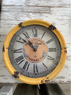 Vintage Industrial Wall Clock – Rustic Farmhouse Style