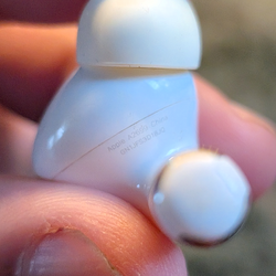 Air pods pro 2 : left ear bud only