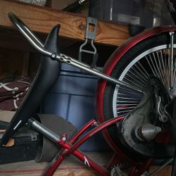 Lowrider bike (classic style)