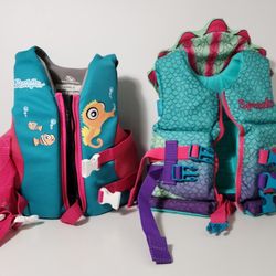 Speedo Supersaurus Personal Life Jacket  & Puddle Jumper Life Jacket
