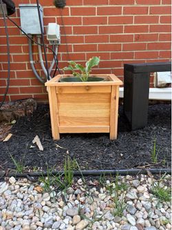 Planter box