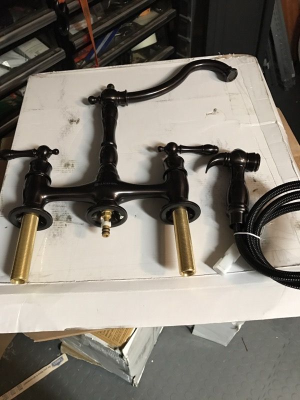 Glacier Bay Lyndhurst 2 Handle Bridge Side Sprayer Kitchen Faucet