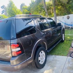 2006 Ford Explorer