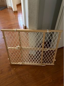 Baby gate