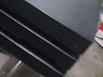 Ps4 it works well , you need a ssd for storage