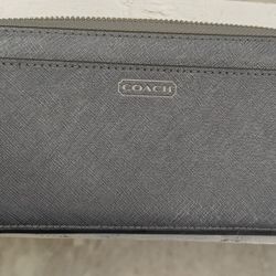 OBO-Coach Darcy Accordion Zip Wallet Style F50439 Gray Saffiano Cross-Hatch Leather