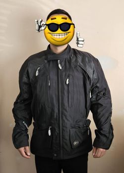Motorcycle jacket