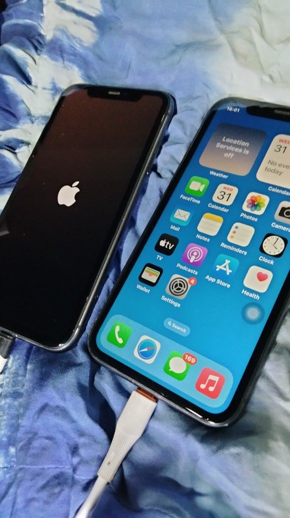 iPhone 11 for Parts  ($120 for Both)