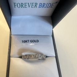 10k white gold diamond ring band