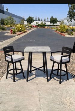 New 3 Pieces Aluminum Outdoor Patio Bar Table and barstool Set