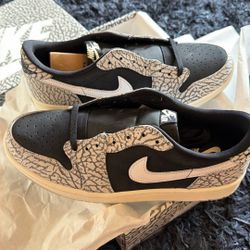 Jordan low  Retro OG. Men's 10