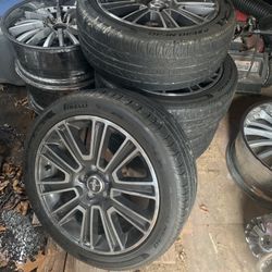 19” Ford Mustang OEM Wheels 