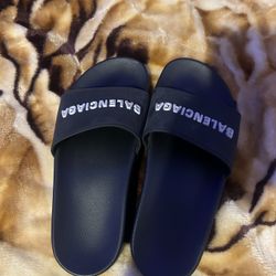 Balenciaga Pool Slides 
