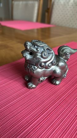 Chinese Foo Dog Guardian Lion Figurine