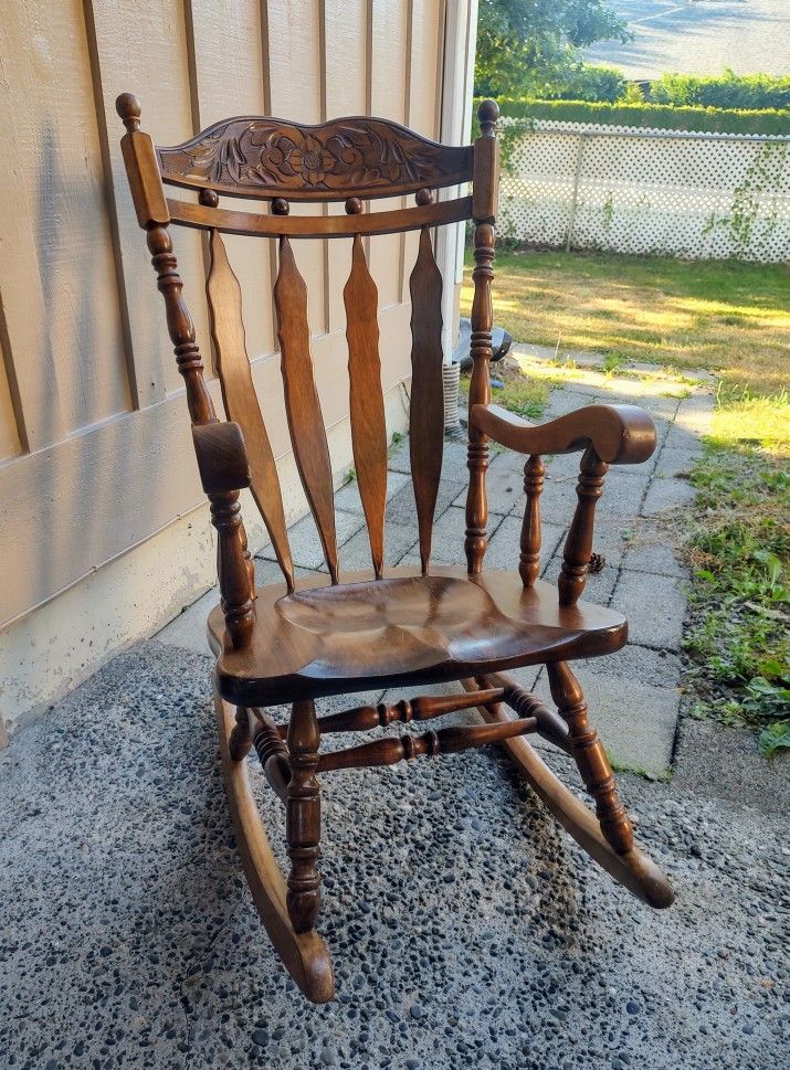 Wooden Ethan Allen Rocking Chair