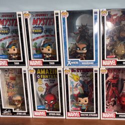 MARVEL COMIC BACKGROUND FUNKO