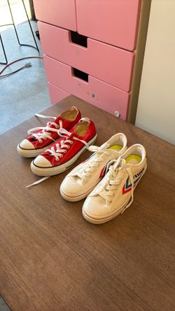 Sneakers